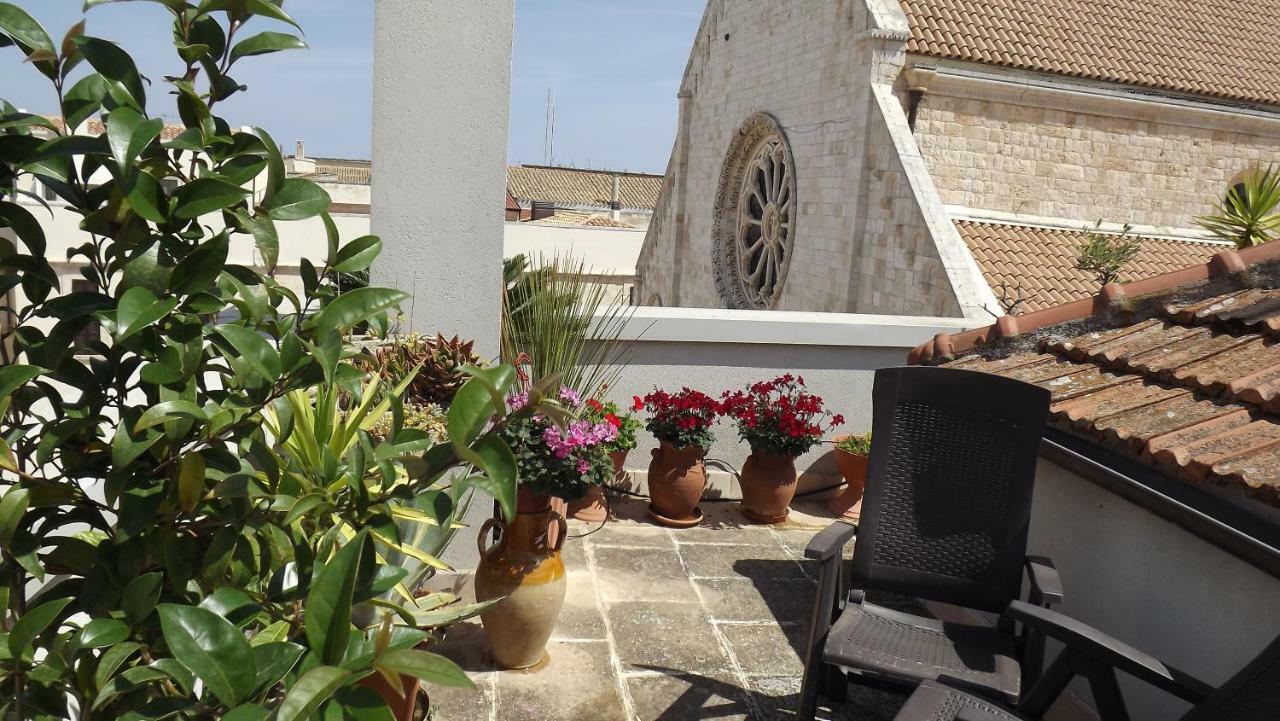 Mansarda Romantica "Il Nido Delle Rondini" Conversano Eksteriør bilde